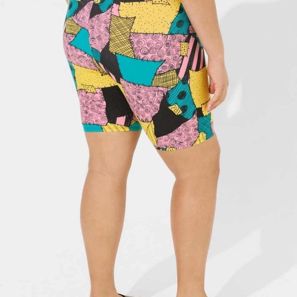 READ DESCRIPTION- Hot Topic Patchwork Sallt Dress + Torrid Sally Shorts - Picture 4 of 14